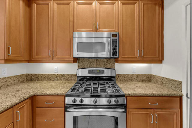 Image 17 of 53 For 402 Calle Traditions  14