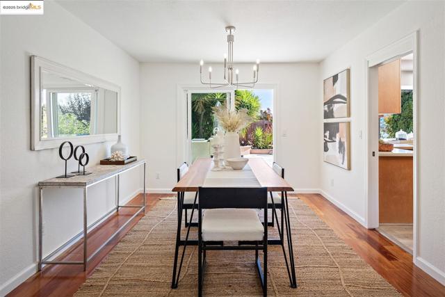 5136 Rain Cloud Dr, Richmond CA: https://media.crmls.org/mediaz/cf760738-55ba-4393-be39-528387797f98.jpg