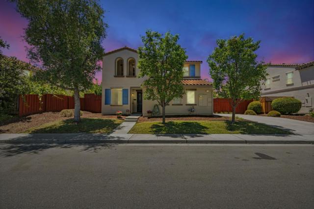 17425 Shelton Way, Morgan Hill CA: https://media.crmls.org/mediaz/cf76097d-c071-4be2-af3e-5716ff79854a.jpg