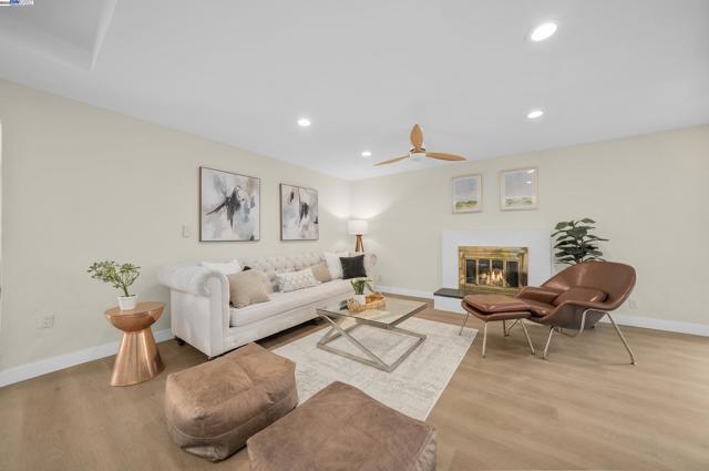 16871 Ross Lane, Huntington Beach CA: https://media.crmls.org/mediaz/cf767cc8-c733-4368-8925-f3339fdaac73.jpg