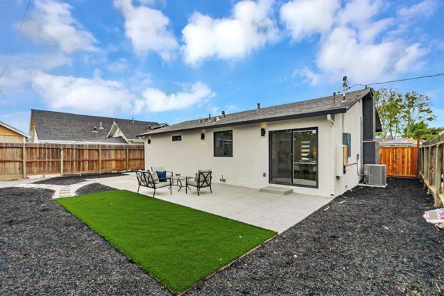 168 Corning Avenue, Milpitas CA: https://media.crmls.org/mediaz/cf77d41d-0a99-440d-b5c1-fbe08d1374b0.jpg