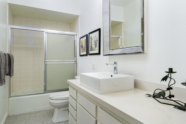 519 Desert Lakes Drive, Palm Springs CA: https://media.crmls.org/mediaz/cf77e10e-5e42-4256-997e-2a7ee7a80713.jpg