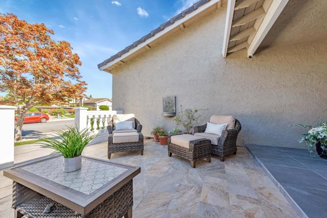 6555 Timberview Drive, San Jose CA: https://media.crmls.org/mediaz/cf78b460-ae0f-4efb-bcca-fa40c1ceed16.jpg