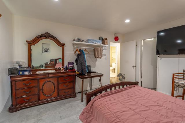 Detail Gallery Image 12 of 20 For 1055 Naranca Ave #7,  El Cajon,  CA 92021 - 2 Beds | 1/1 Baths