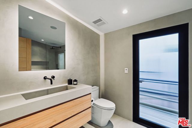 Drew Fenton | 31376 Broad Beach Road Malibu CA | MLS: 7275796