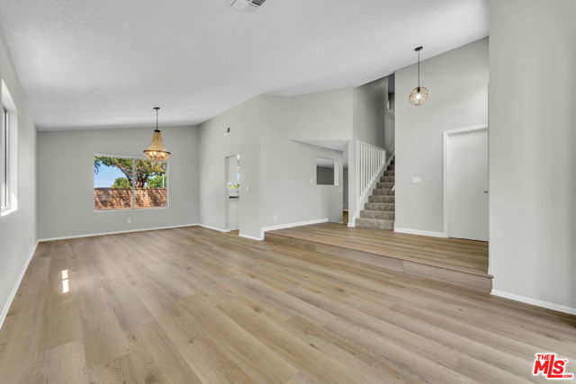 4561 Northstar Drive, Palmdale CA: https://media.crmls.org/mediaz/cf7a8652-228f-438b-a2a8-2cbedd5062b9.jpg