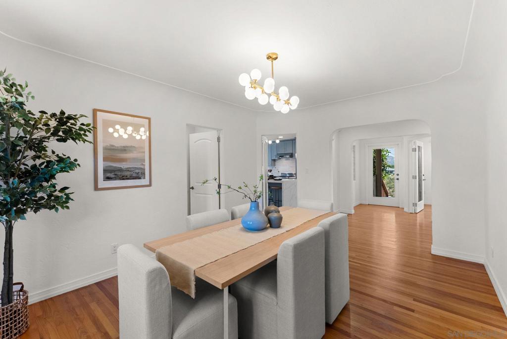 4391 Middlesex Drive - photo 9