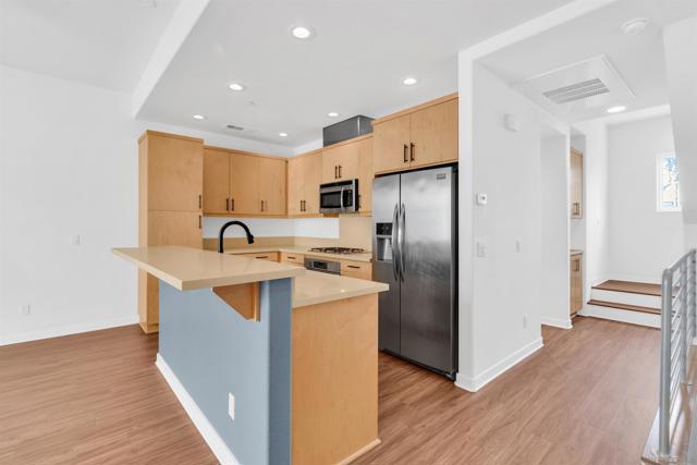 4329 Idaho St, San Diego CA: https://media.crmls.org/mediaz/cf7c6736-9eed-4d25-9e9b-79f3a9da2773.jpg