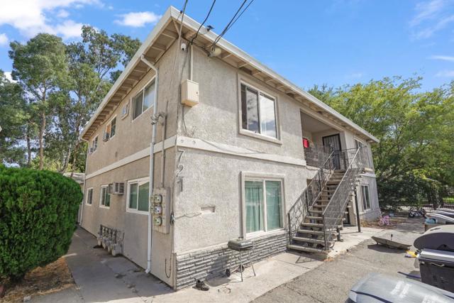 Image 8 of 23 For 717 Lampasas Avenue