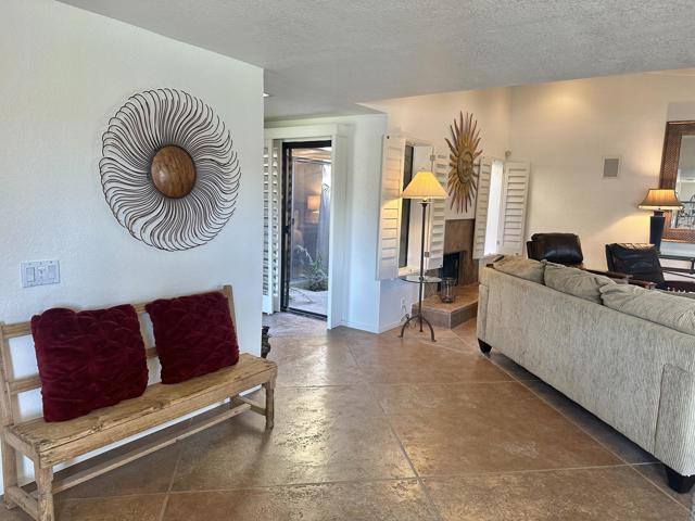 Image 4 of 30 For 14 Camino Arroyo Place