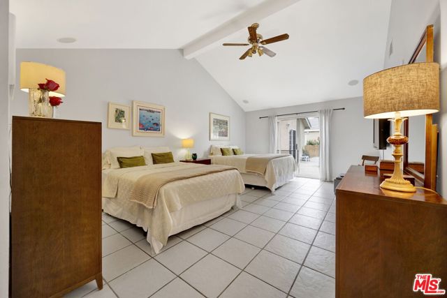 28461 Driver Avenue, Agoura Hills CA: https://media.crmls.org/mediaz/cf7f97b6-3e71-4dfd-87d5-6952f82bc638.jpg