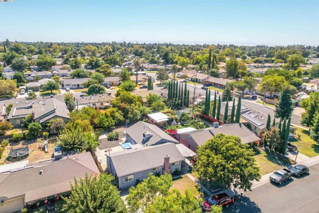 Image 22 of 23 For 2946 Christina Ave