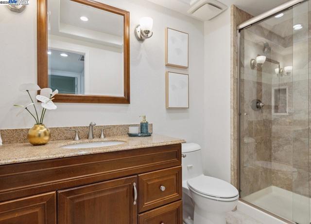 2485 Talavera Dr, San Ramon CA: https://media.crmls.org/mediaz/cf8021b5-a175-448e-a366-e1320c6f6b85.jpg