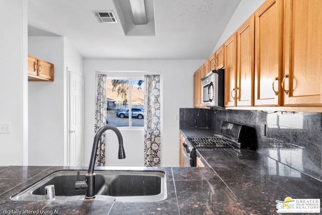 12845 Tourmaline Circle, Whitewater, CA 92282