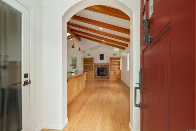 Detail Gallery Image 36 of 64 For 398 Aliso St, Ventura,  CA 93001 - 4 Beds | 3/1 Baths