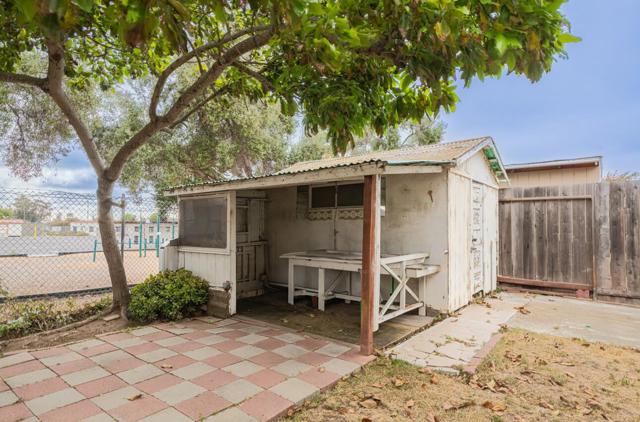 13318 Jackson Street, Salinas CA: https://media.crmls.org/mediaz/cf8121a5-b53e-4790-b8a6-aa61a1060ab1.jpg