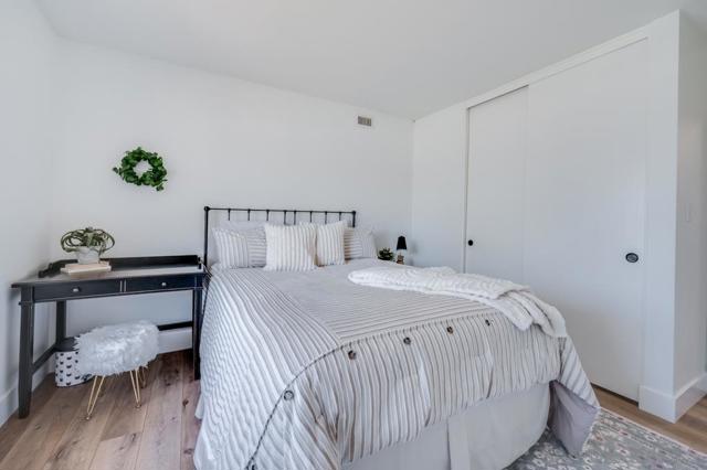 7634 Flag Lake, San Diego CA: https://media.crmls.org/mediaz/cf8135f8-2ef1-4105-82c8-839025ddbf5f.jpg