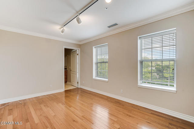 Image 36 of 59 For 1451 Pathfinder Avenue
