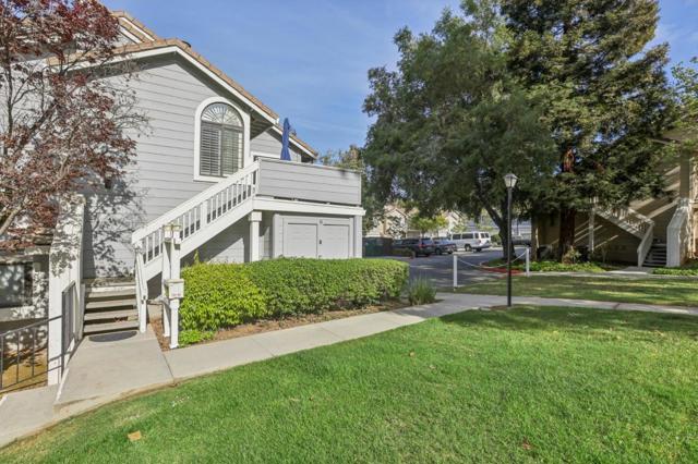2890 Buena Crest Court, San Jose CA: https://media.crmls.org/mediaz/cf8249f4-9155-45d2-af43-f24f5a1ee51b.jpg