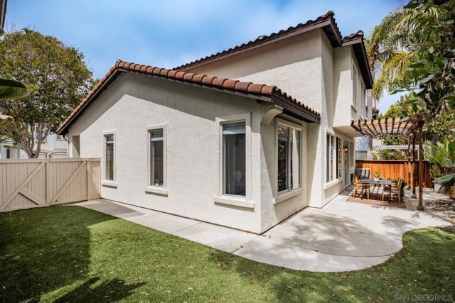 1153 Pacifica Place, Encinitas CA: https://media.crmls.org/mediaz/cf827515-13ac-4eff-8e80-7ec9b09df3f0.jpg