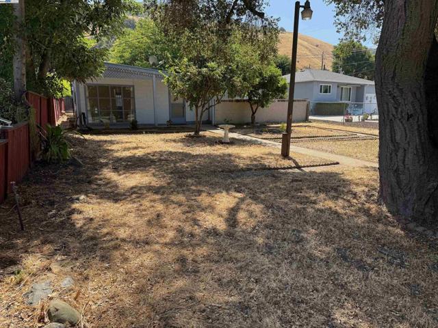 865 Old Canyon Road, Fremont CA: https://media.crmls.org/mediaz/cf836aff-bc1e-4520-884f-5ca4777cc934.jpg
