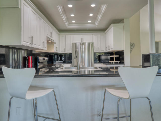 Image 15 of 52 For 77897 Woodhaven Drive
