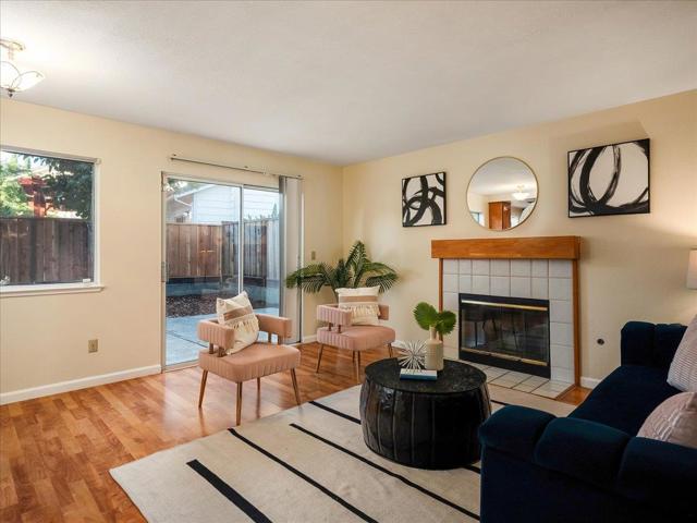 1507 New Bedford ct Court, San Jose CA: https://media.crmls.org/mediaz/cf8539b4-e239-4b6e-b937-b947dc208022.jpg