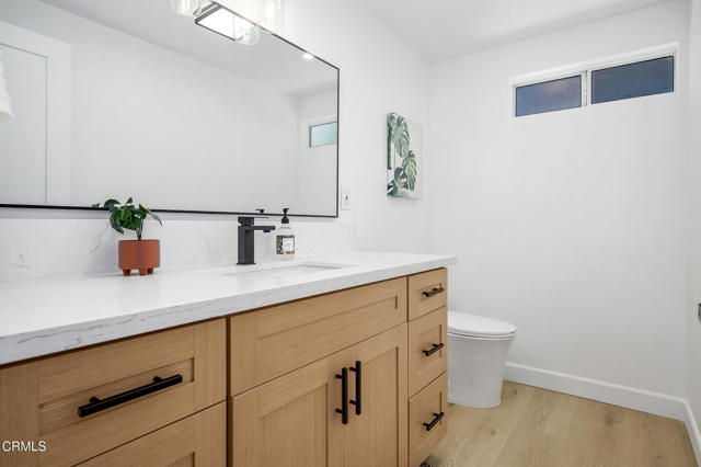 Detail Gallery Image 16 of 46 For 242 Redfield Ave Ave, Thousand Oaks,  CA 91320 - 4 Beds | 2/1 Baths