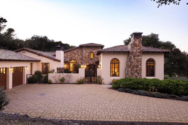 7595 Paseo Vista, Monterey CA: https://media.crmls.org/mediaz/cf85ce81-0957-446f-90fb-75ad81f5e6b2.jpg