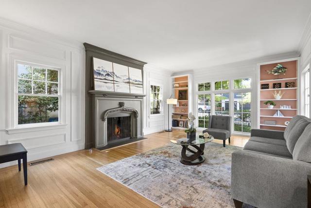 774 Edgewood Road, San Mateo CA: https://media.crmls.org/mediaz/cf862bf3-d167-417b-a00c-ff7787a1dea5.jpg