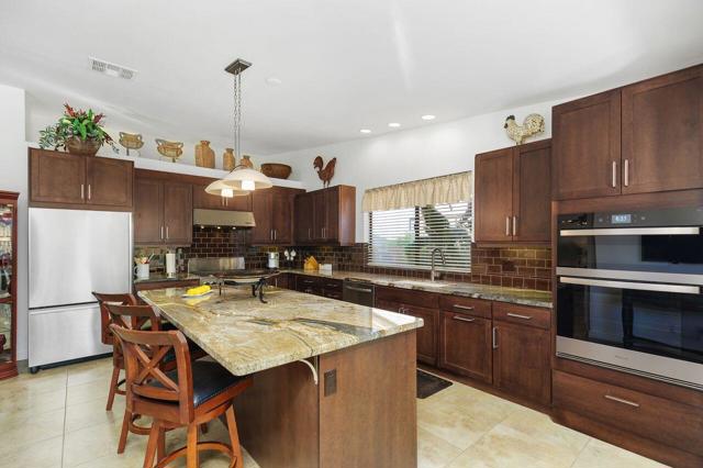 Image 6 of 26 For 78575 Vista Del Sol