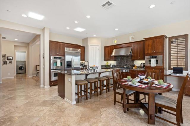 Detail Gallery Image 11 of 53 For 1742 Cuadro Vista, San Marcos,  CA 92078 - 3 Beds | 3/1 Baths