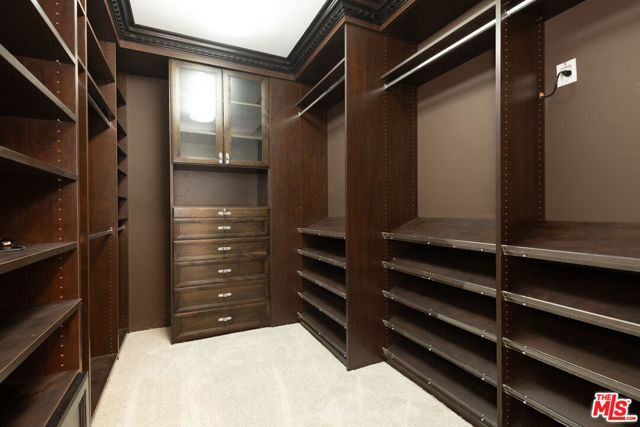 10580 Wilshire Boulevard, Los Angeles CA: https://media.crmls.org/mediaz/cf87c583-88f9-435b-949c-9fa2f5b5656b.jpg