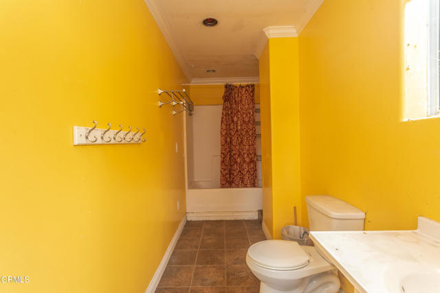 1400 Park Drive, Ojai CA: https://media.crmls.org/mediaz/cf890480-2f94-4d73-a6b5-9a6190d2247a.jpg