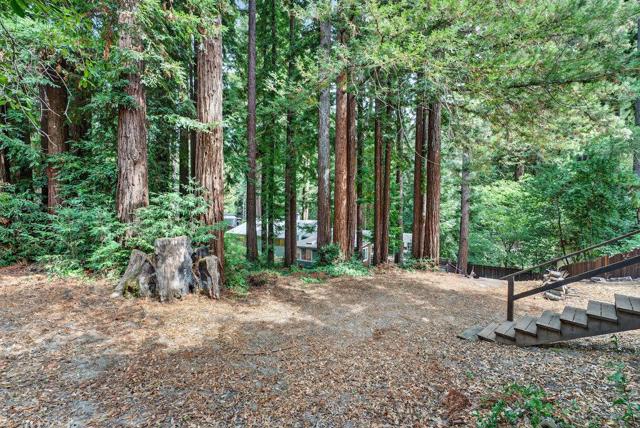 14755 Two Bar Road, Boulder Creek CA: https://media.crmls.org/mediaz/cf8a192c-cea9-4b31-bb3a-cac111a2433b.jpg