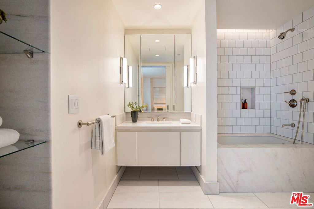 MLS #26859423 image #23