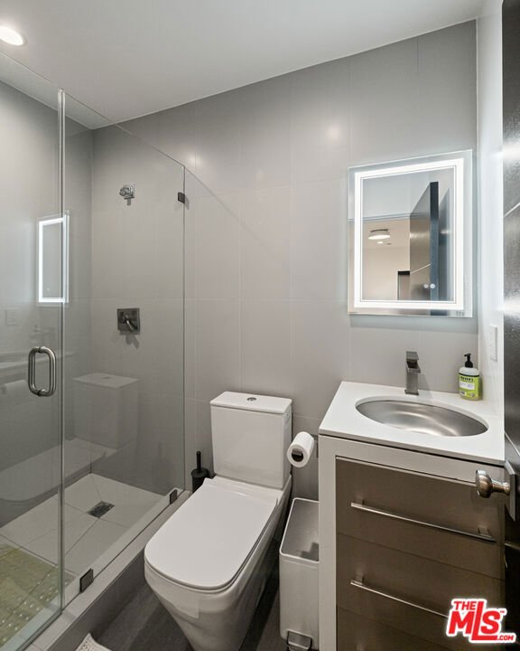 MLS #25576861 image #24