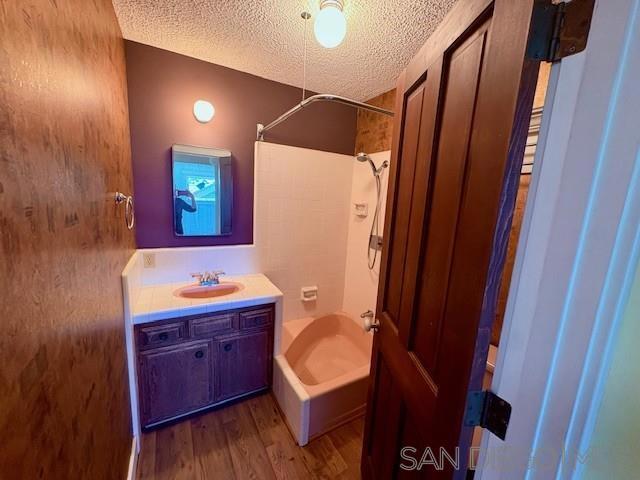 4240 Arden Way - photo 13