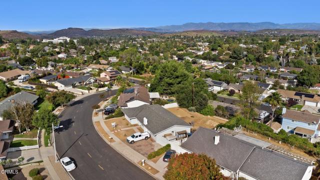 Detail Gallery Image 15 of 17 For 145 Columbia Rd, Thousand Oaks,  CA 91360 - 4 Beds | 2/1 Baths