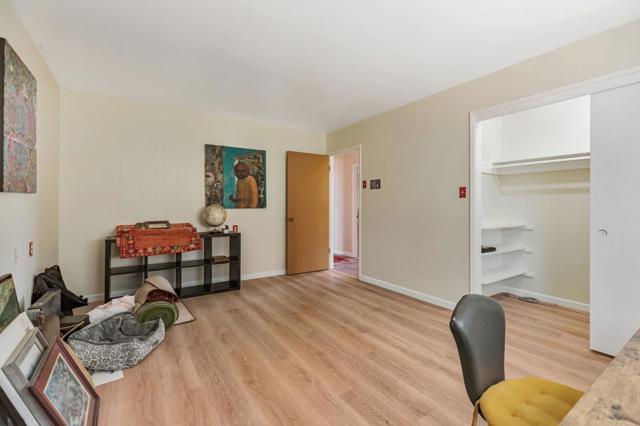 216 Enterprise Road, Hollister CA: https://media.crmls.org/mediaz/cf8b575c-314b-46e4-88a2-67e51e9b938e.jpg