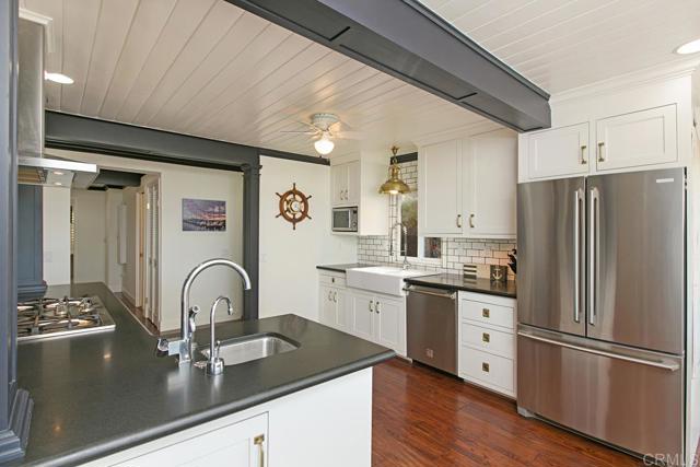 Image 8 of 31 For 821 Sea Turf Circle