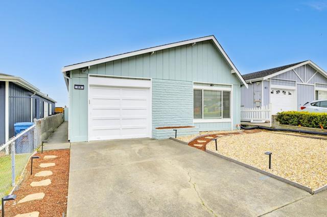 39 Morton Drive, Daly City CA: https://media.crmls.org/mediaz/cf8c8f25-7601-4366-8c00-6c1c6c226299.jpg