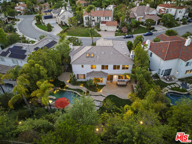 3432 Daniella Court, Calabasas CA: https://media.crmls.org/mediaz/cf8d63a9-335d-4283-b669-bdd594230848.jpg