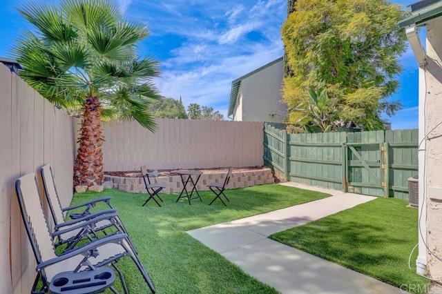 Detail Gallery Image 17 of 27 For 1935 Terracina Cir, Spring Valley,  CA 91977 - 2 Beds | 1 Baths