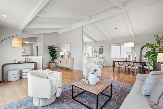 1975 Seascape Boulevard, Aptos CA: https://media.crmls.org/mediaz/cf8daf51-6454-48e3-8c73-0a76c8f3ae90.jpg
