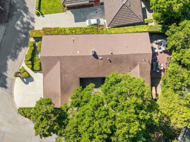 2 Corte Camellia, Millbrae CA: https://media.crmls.org/mediaz/cf8db034-8639-4461-961d-af0726f86da4.jpg