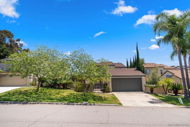 5751 Menorca Dr, San Diego CA: https://media.crmls.org/mediaz/cf8e637b-282f-48a2-9d5f-c1dad7f31730.jpg