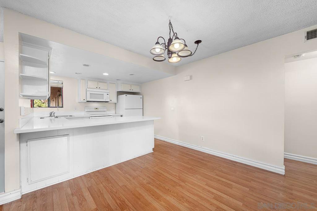 MLS #250042228SD image #5