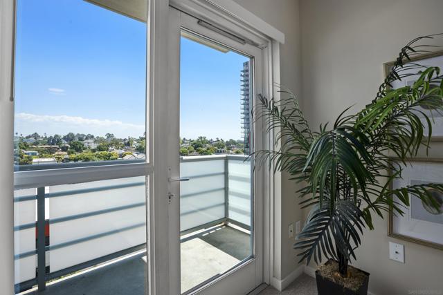 550 15TH ST #608, San Diego, California 92101, 1 Bedroom Bedrooms, ,1 BathroomBathrooms,Condominium,For Sale,15TH ST #608,240021885SD