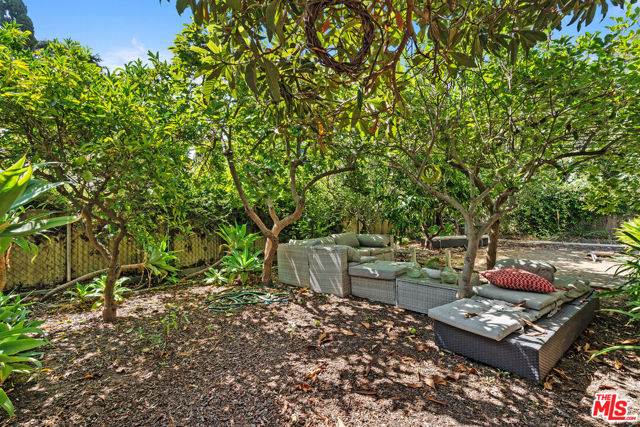 2136 Lemoyne Street, Los Angeles CA: https://media.crmls.org/mediaz/cf8f6120-3de7-4ef0-b853-e97bbb4120a4.jpg